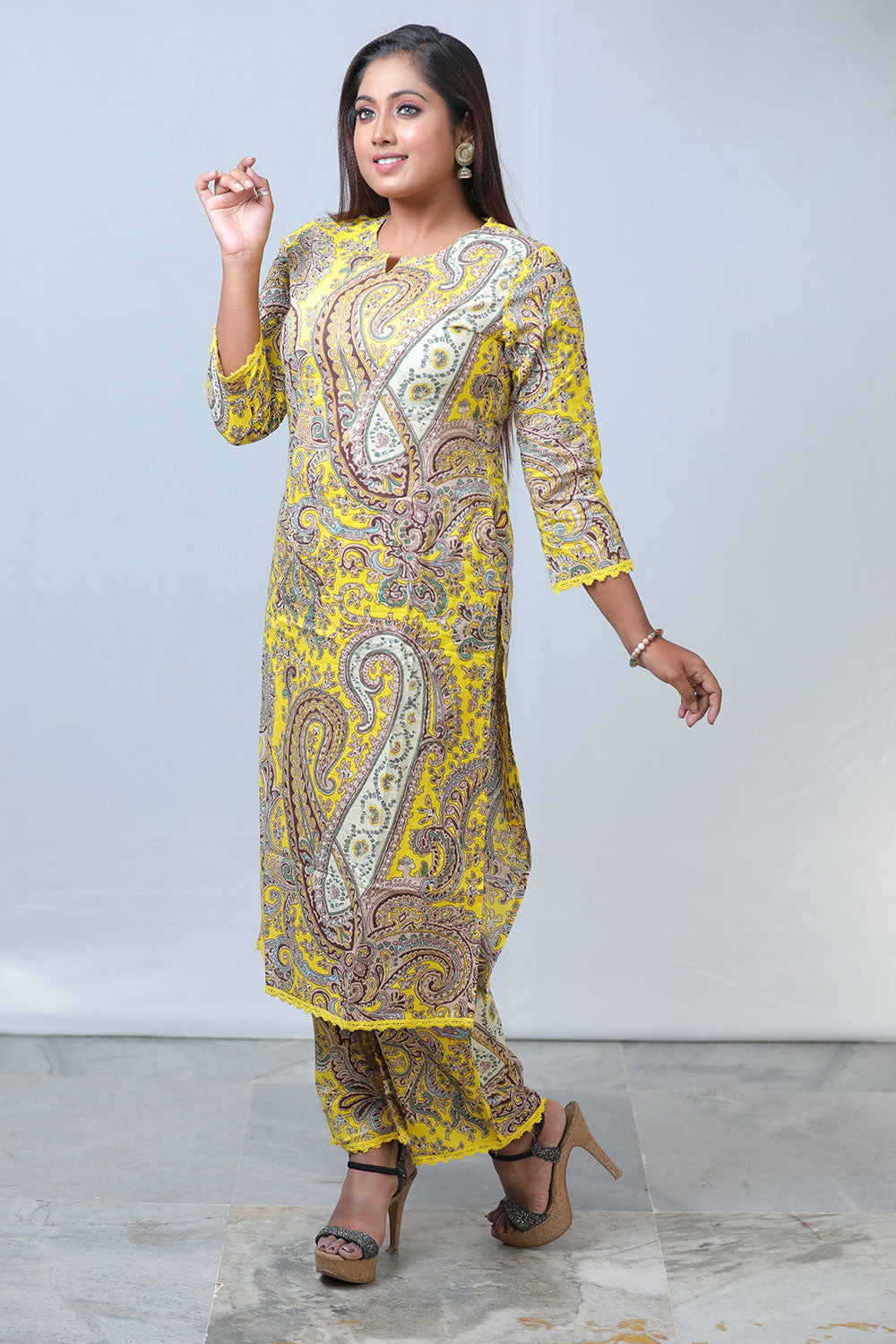 Chic Pure Cotton Paisley Print Co-Ord Set with Crochet Lace Work and Full-Length Wide Palazzo